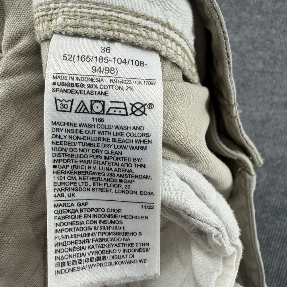 GAP Khaki Cargo Shorts Mens 36 Tan Fishing Camping Utility Pockets Outdoor Large